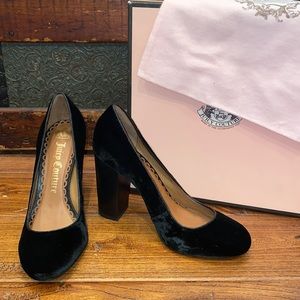 NWT Juicy Couture Velvet Pumps